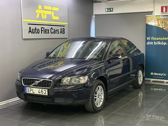 Volvo S40 1.6 | Dragkrok | P-sensor | Nybesiktad | S+V |
