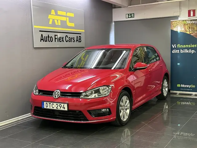 Volkswagen Golf 5-dörrar 1.2 TSI BMT Masters | R-line | Kamera | S+V
